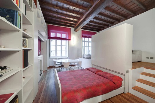 House T / UAU Office