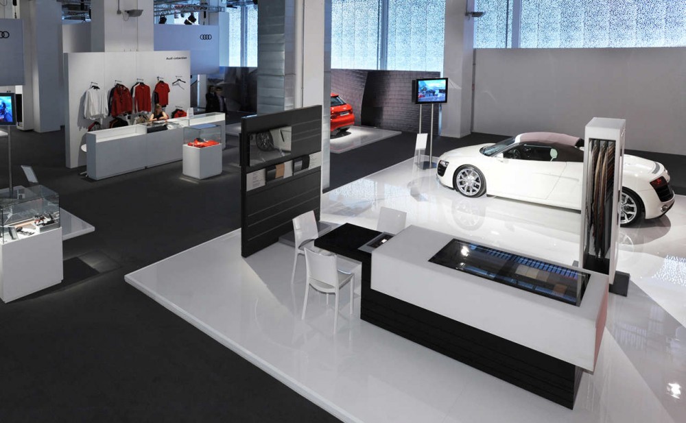 Audi In Milan / POINT