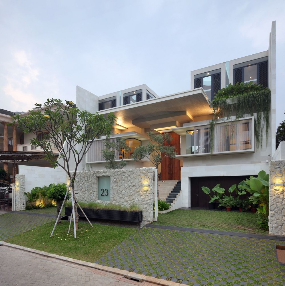 Static House / TWS & Partners