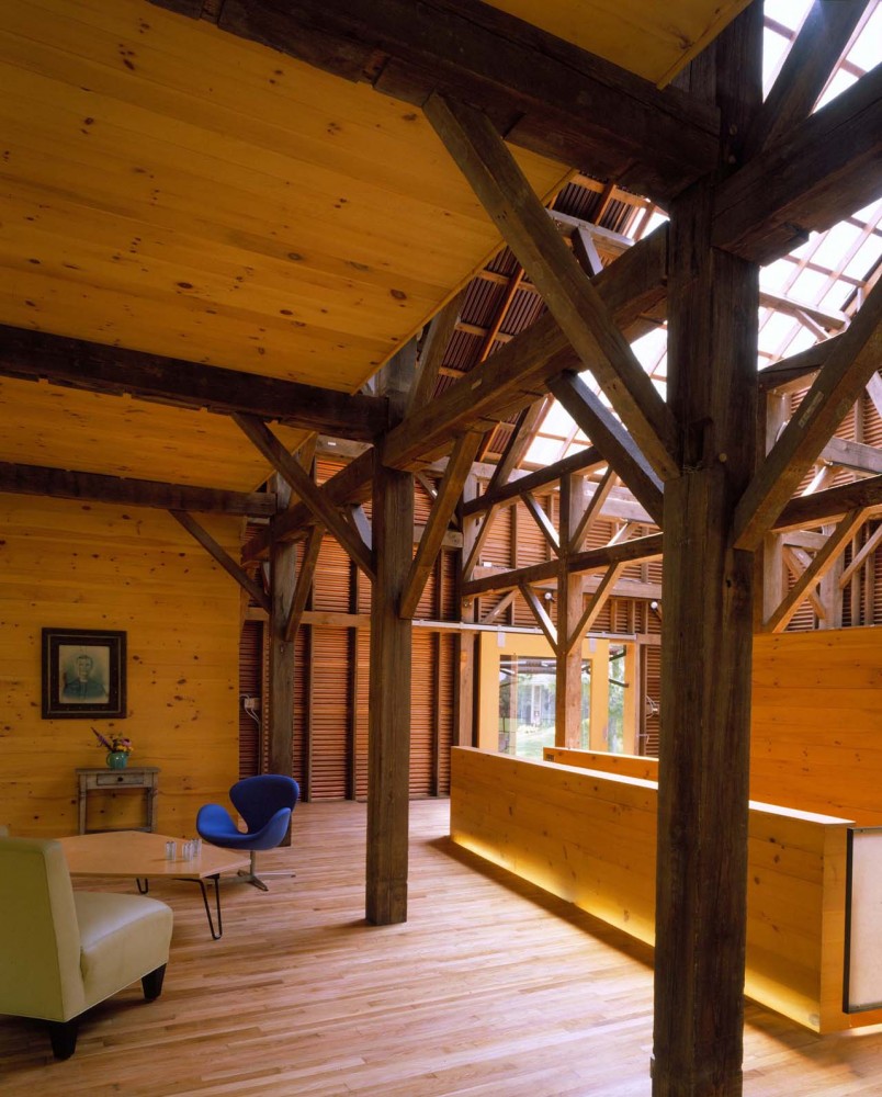 Willoughby Design Barn / el dorado