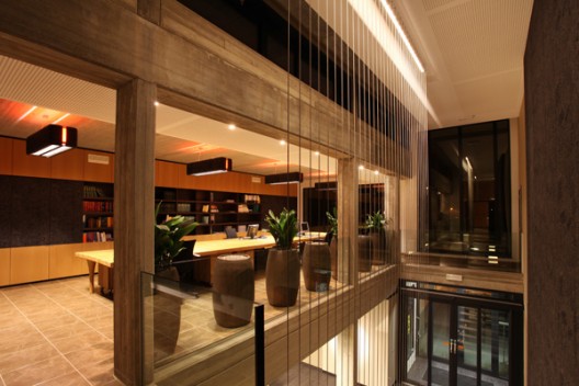 Legal Office / Creneau International