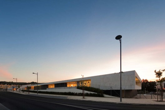 School Center Paredes – Alenquer / André Espinho
