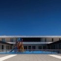 School Center Paredes – Alenquer / André Espinho School Center Paredes – Alenquer / André Espinho © FG+SG – Fernando Guerra, Sergio Guerra