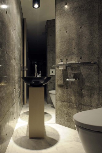 T-House In Kyoto / atelier Boronski