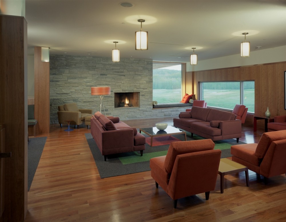 Blessings Golf Clubhouse and Guardhouse /  Marlon Blackwell Architect