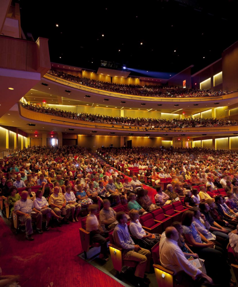 The Durham Performing Arts Center / Szostak Design
