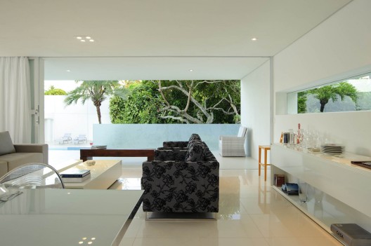 House Carqueija / Bento e Azevedo Arquitetos Associados