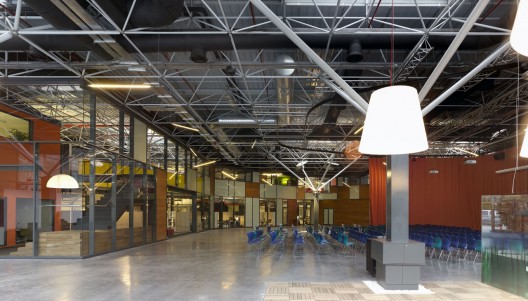 Building Information Center / Erginoğlu & Çalışlar Architects