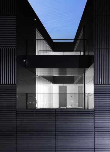 Breathing Factory / Takashi Yamaguchi & Associates