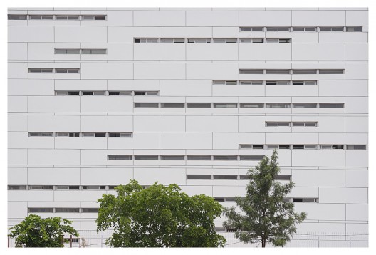 Dental College / Romi Khosla Design Studios
