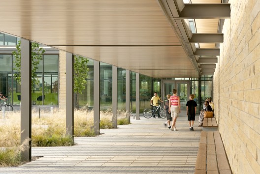 Hennepin County Library Maple Grove / Meyer, Scherer & Rockcastle
