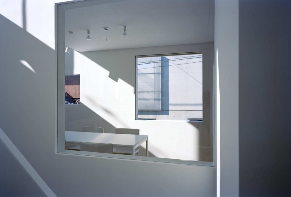YNH / yujin HIRASE + yHa architects