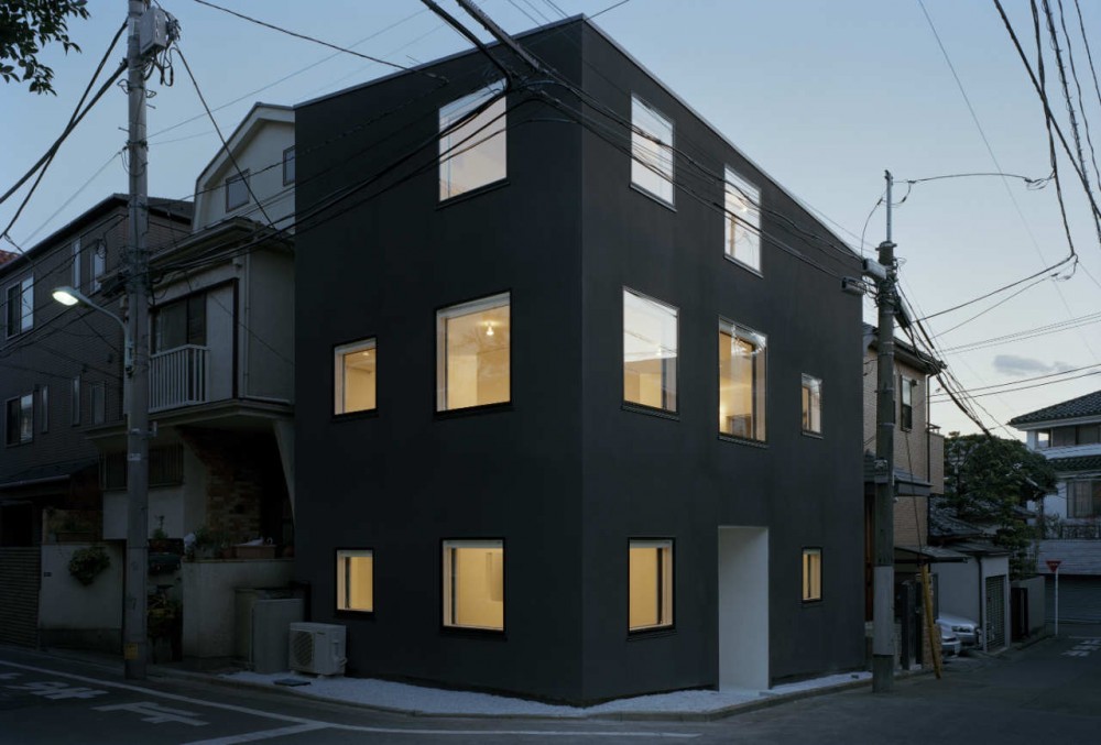 YNH / HHF Architects © Takeshi YAMAGISHI
