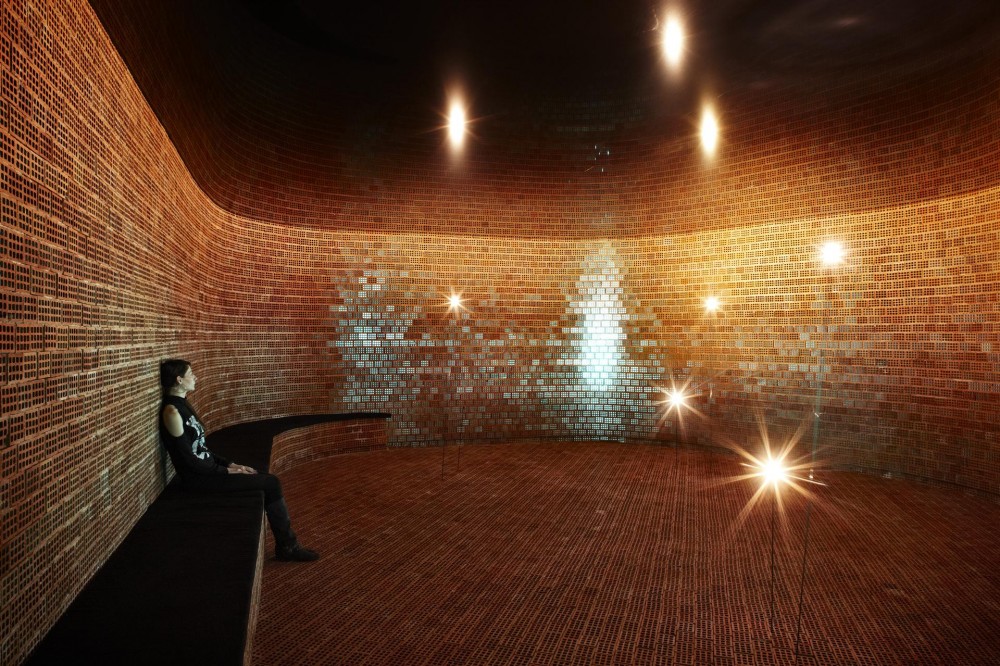 Plinthos / mab architecture