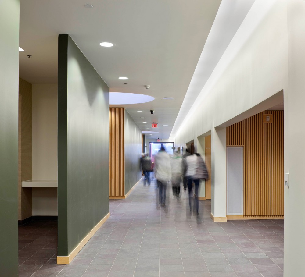 Sister Margaret Smith Addictions Treatment Centre / Kuch Stephenson Gibson Malo Architects and Engineer + Montgomery Sisam Architects
