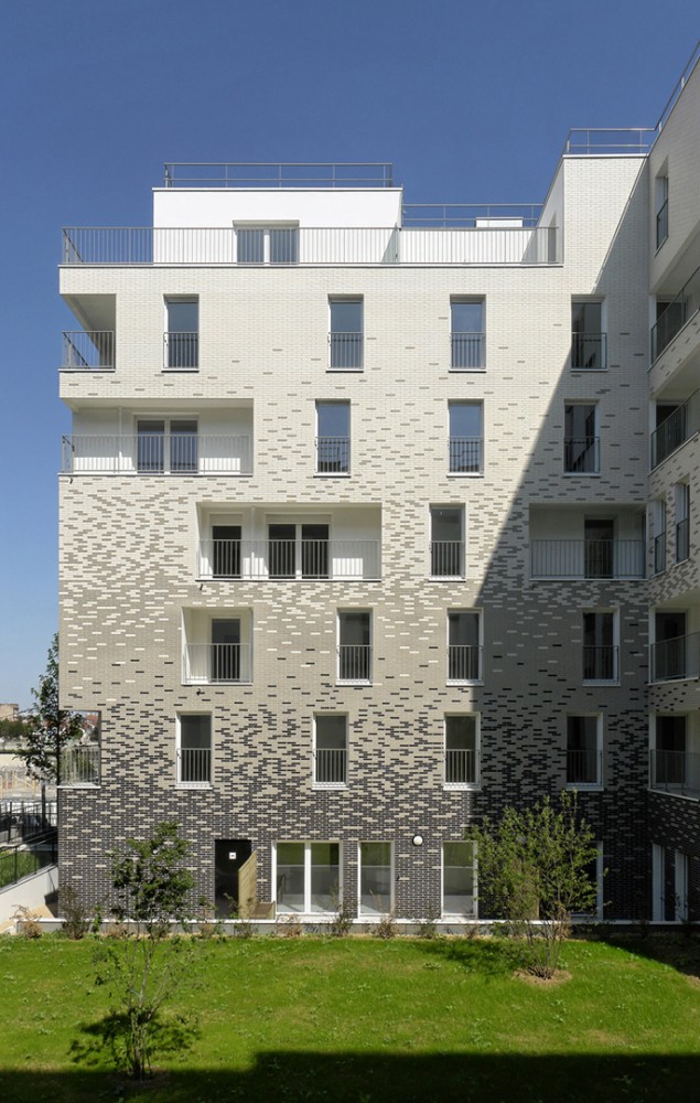 26 Apartments / TVK