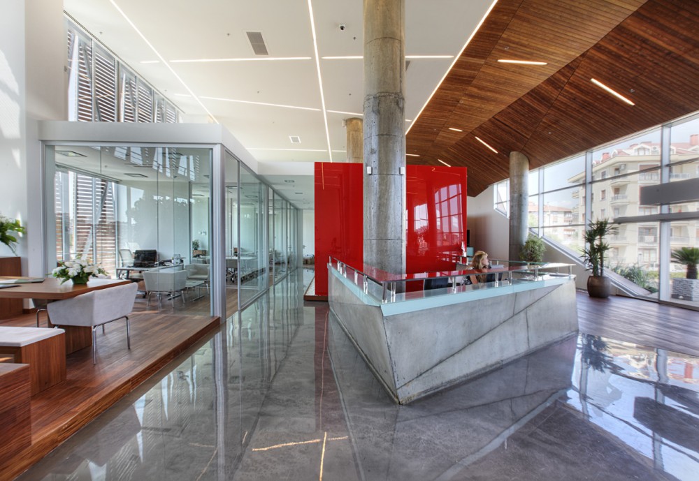 Office Building In Istanbul / Tago Architects