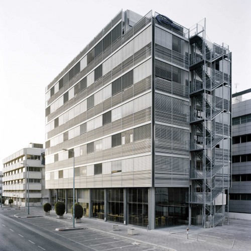 The Neopharm Office Building / Shilo Benaroya Architecture Office