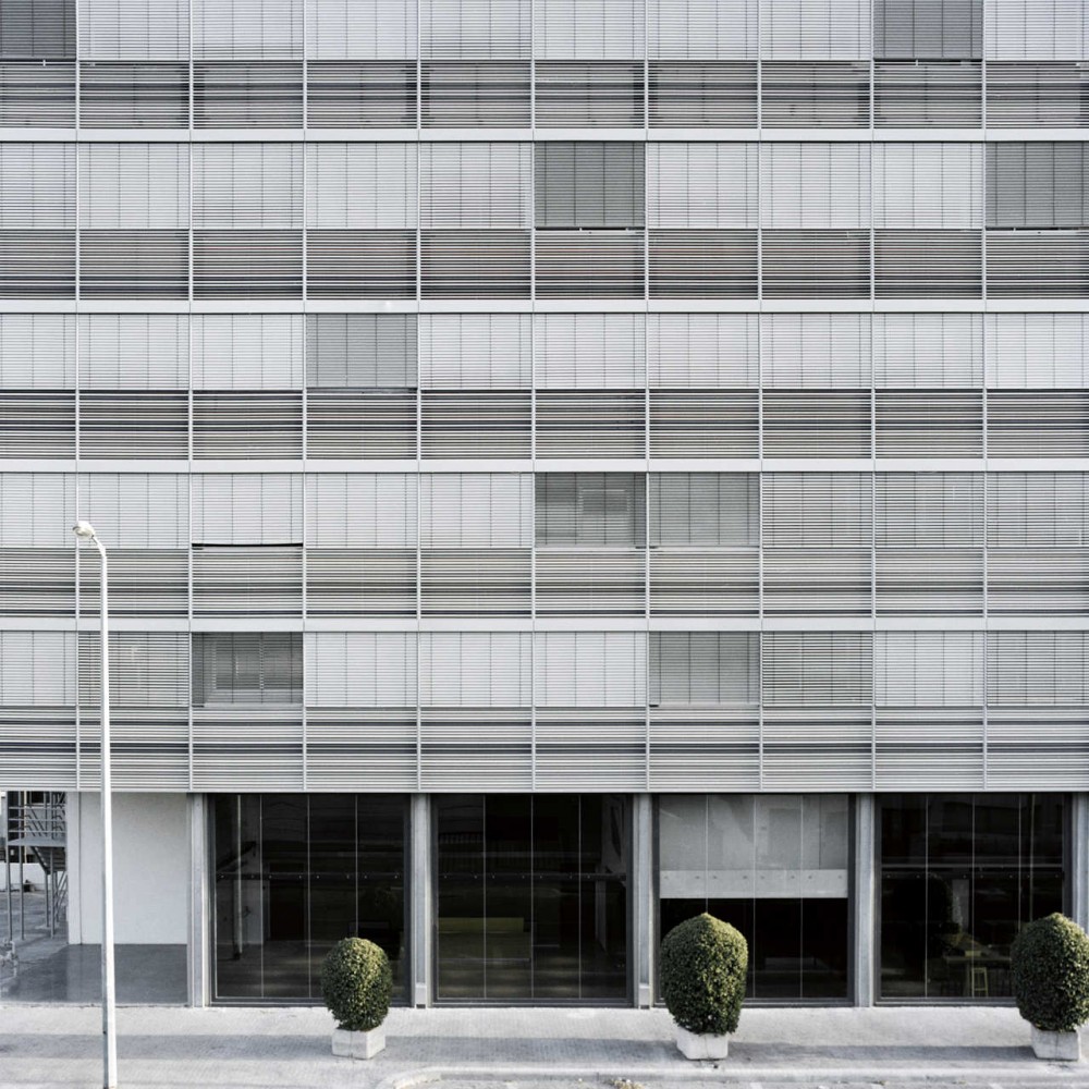 The Neopharm / Shilo Benaroya Architecture Office