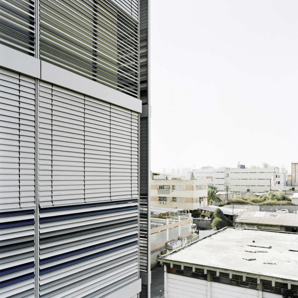 The Neopharm / Shilo Benaroya Architecture Office