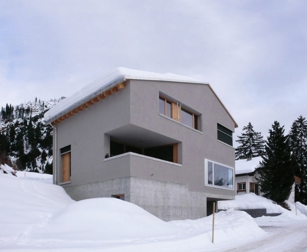 House In Sedrun / Flavio Loretz