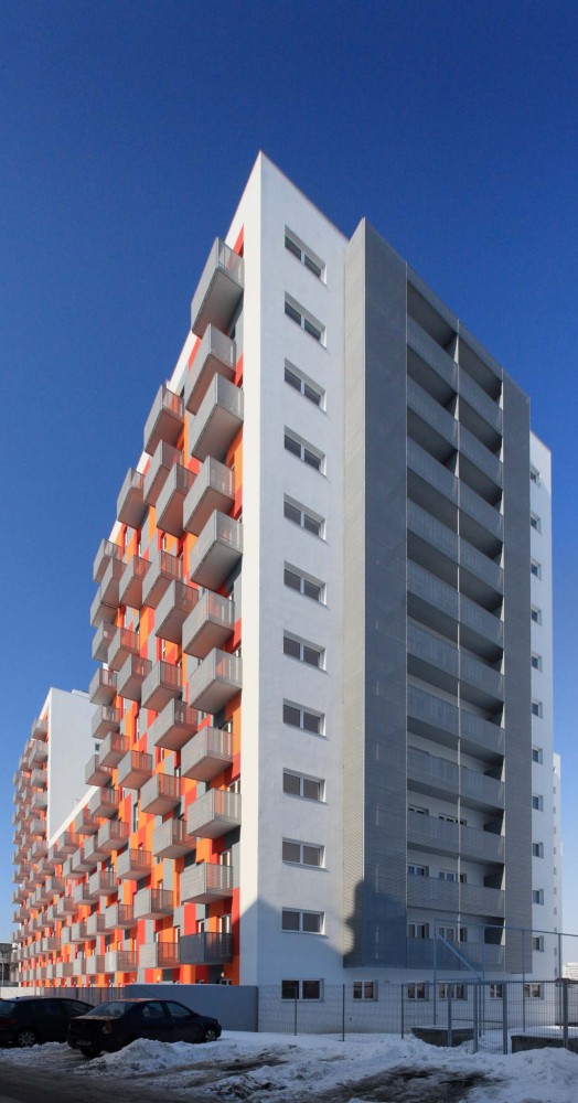 High Density Residential Building / Solano & Catalán, Elena Saricu