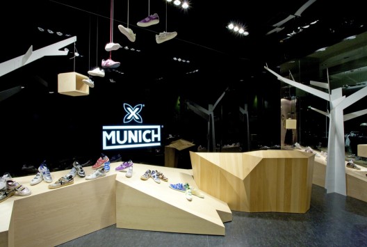 Munich L’illa Diagonal / Dear design