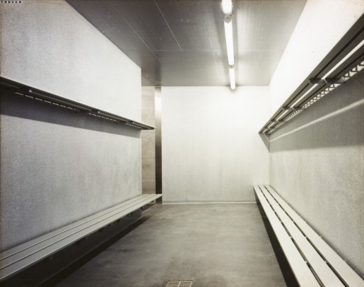 Heerenschürli Sports Facilities With Locker Room Building / Dürig AG