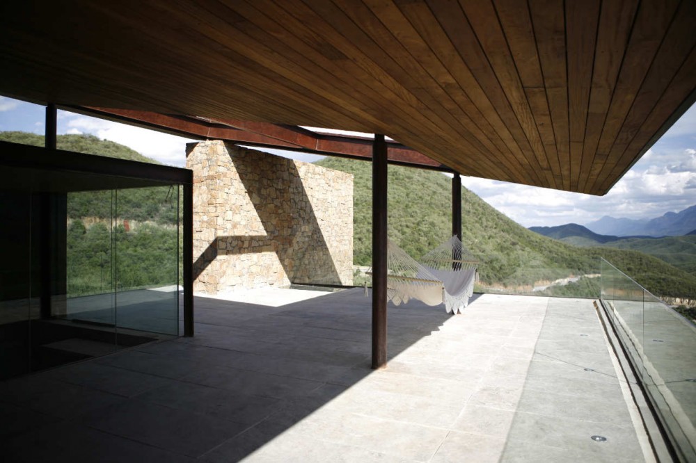 Los Osos House / Agustín Landa Ruiloba