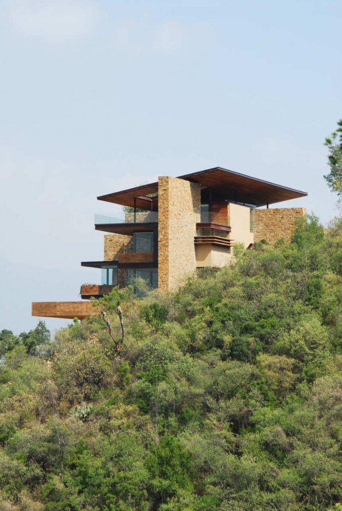 Los Osos House / Agustín Landa Ruiloba