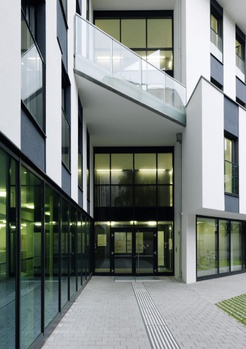 Wohngarten Sensengasse / Josef Weichenberger Architects