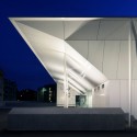 Commercial Building Fratelli Cozzi Auto / Buratti+Battiston Architects