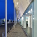 Commercial Building Fratelli Cozzi Auto / Buratti+Battiston Architects