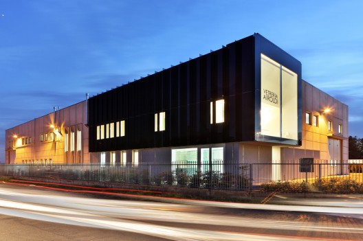 Office Vetreria Airoldi / Buratti+Battiston Architects
