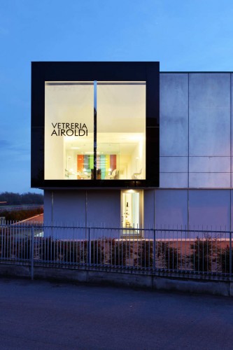 Office Vetreria Airoldi / Buratti+Battiston Architects