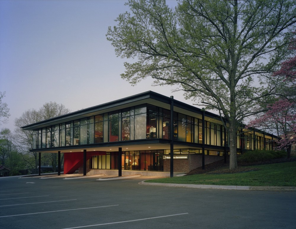Fulbright Building Addition / Marlon Blackwell Architect