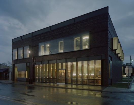 Gentry Public Library / Marlon Blackwell Architect