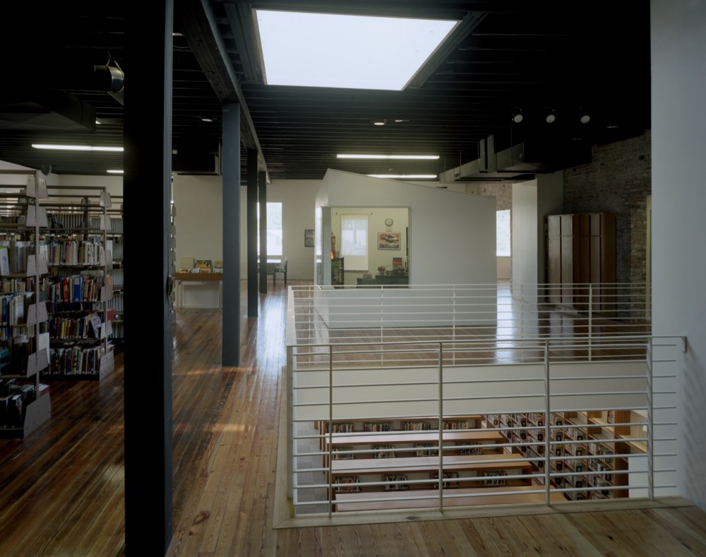 Gentry Public Library / Marlon Blackwell Architect