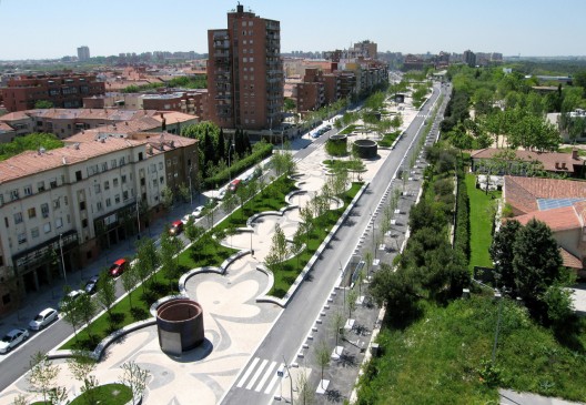 Madrid RIO / West 8 and Mrio Arquitectos