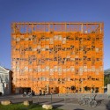 The Orange Cube / Jakob + Macfarlane Architects The Orange Cube / Jakob + Macfarlane Architects © Roland Halbe