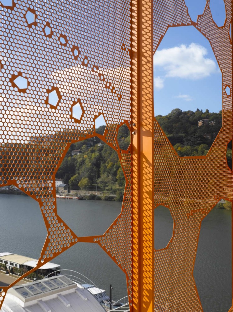 The Orange Cube / Jakob + Macfarlane Architects