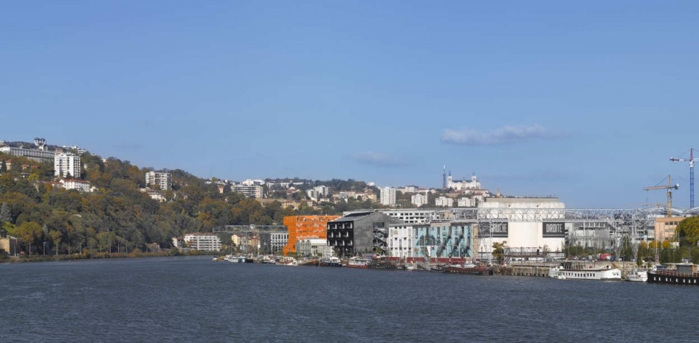 The Orange Cube / Jakob + Macfarlane Architects
