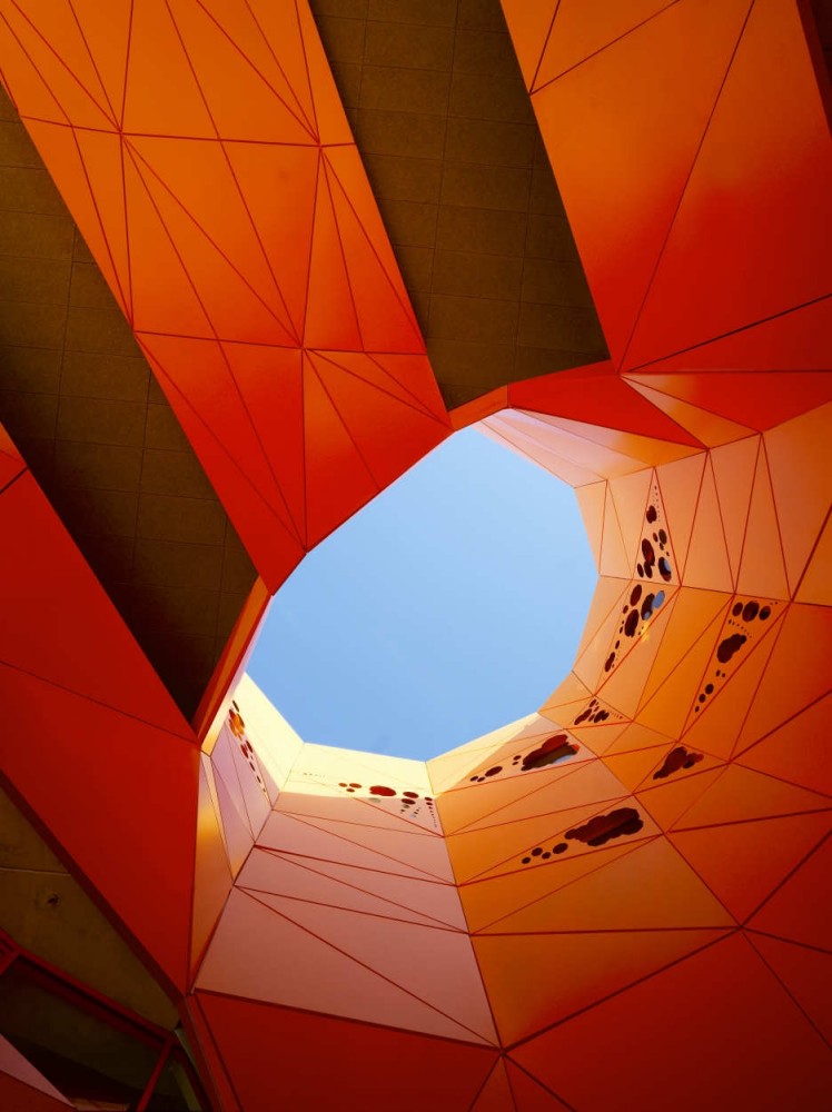 The Orange Cube / Jakob + Macfarlane Architects