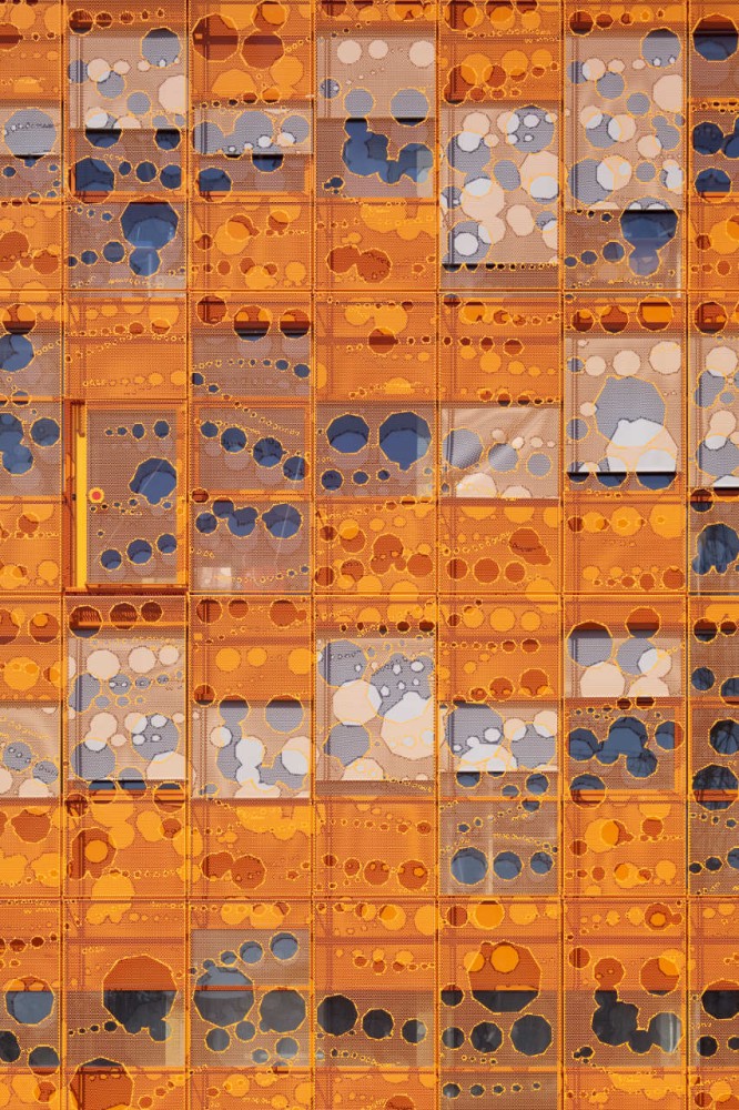 The Orange Cube / Jakob + Macfarlane Architects