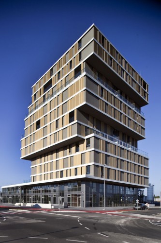Residential Building In Slovenia / Ravnikar Potokar Arhitekturni biro d.o.o.