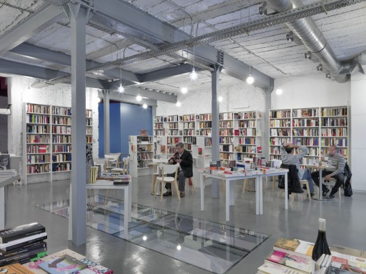 Library And Coffee Shop / MYCC
