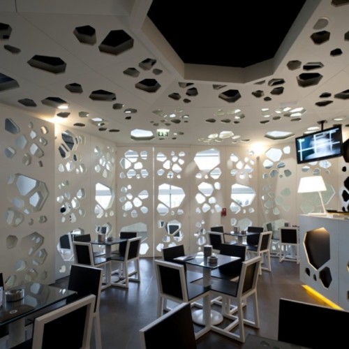 A Coffee House Made From Coffee / LOFF Atelier