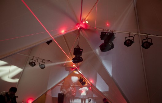 JNBY / HHD_FUN Architects