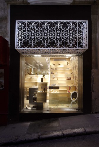 Shoe Shop In Valletta / Chris Briffa Architects