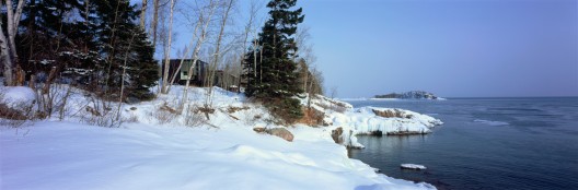 Weekend House on Lake Superior / Julie Snow Architects